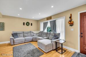 12 Dailey Dr, Hamilton, NJ 08620 photo 10