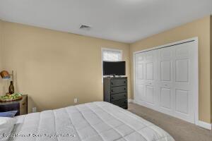 12 Dailey Dr, Hamilton, NJ 08620 photo 33