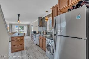 81 Baltic Ave, Waretown, NJ 08758 photo 21