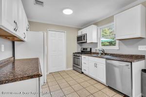 321 Enterprise Dr, Forked River, NJ 08731 photo 11