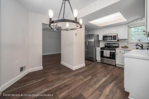 6 Lancaster Ct, Forked River, NJ 08731 photo 9