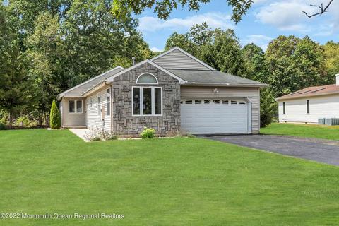 10 Crest Rd, Jackson, NJ 08527 photo 1