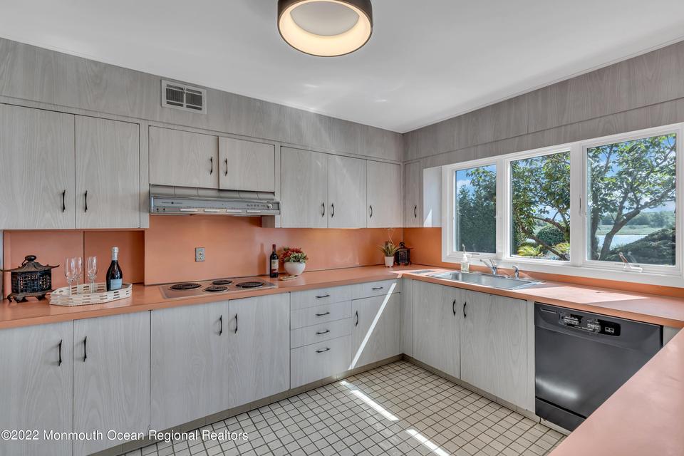  17 Harbor Dr, Rumson, NJ 07760 photo 36