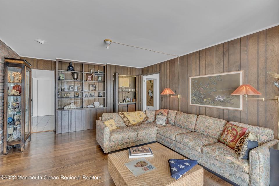 17 Harbor Dr, Rumson, NJ 07760 photo 49