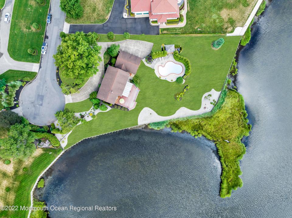 17 Harbor Dr, Rumson, NJ 07760 photo 85