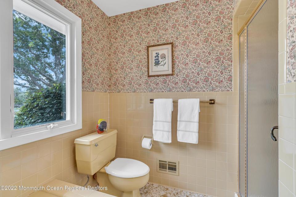  17 Harbor Dr, Rumson, NJ 07760 photo 61