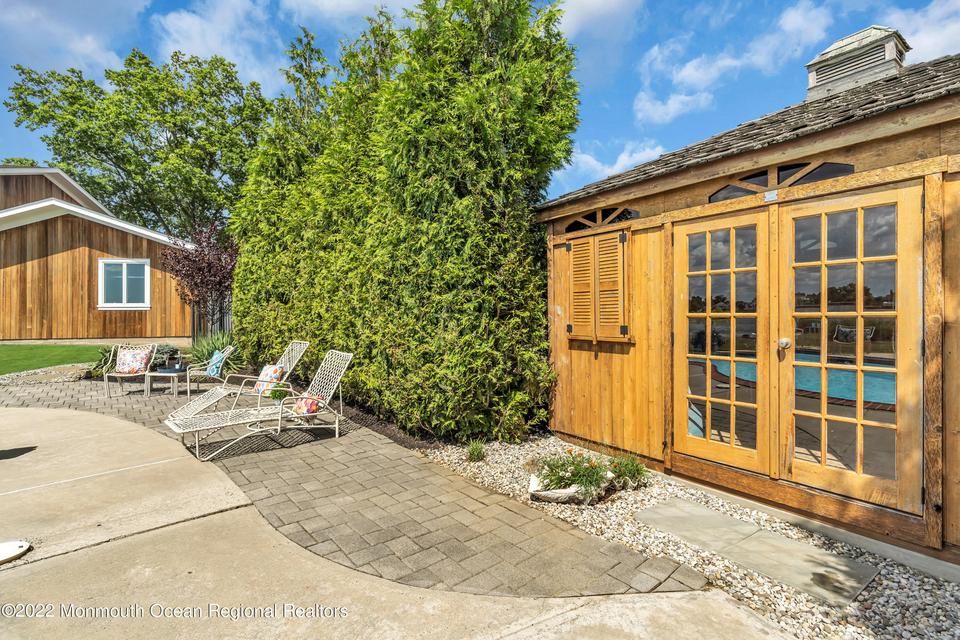  17 Harbor Dr, Rumson, NJ 07760 photo 76