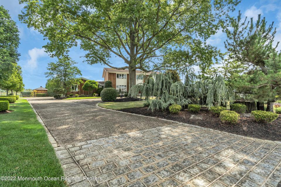  17 Harbor Dr, Rumson, NJ 07760 photo 11