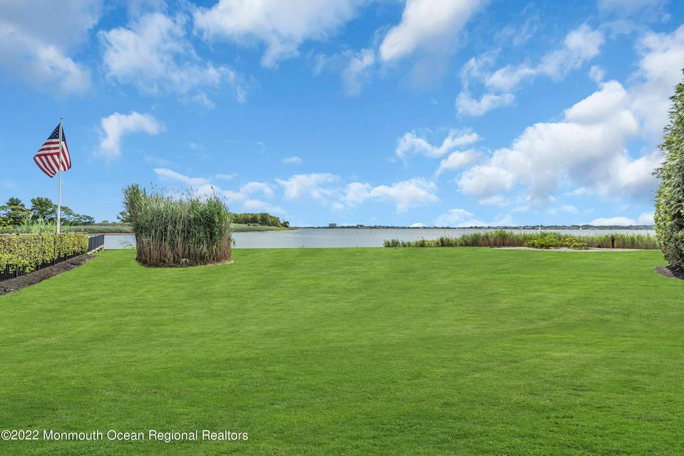  17 Harbor Dr, Rumson, NJ 07760 photo 80