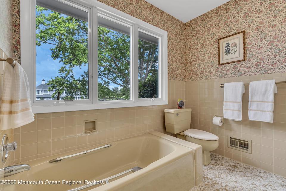  17 Harbor Dr, Rumson, NJ 07760 photo 60