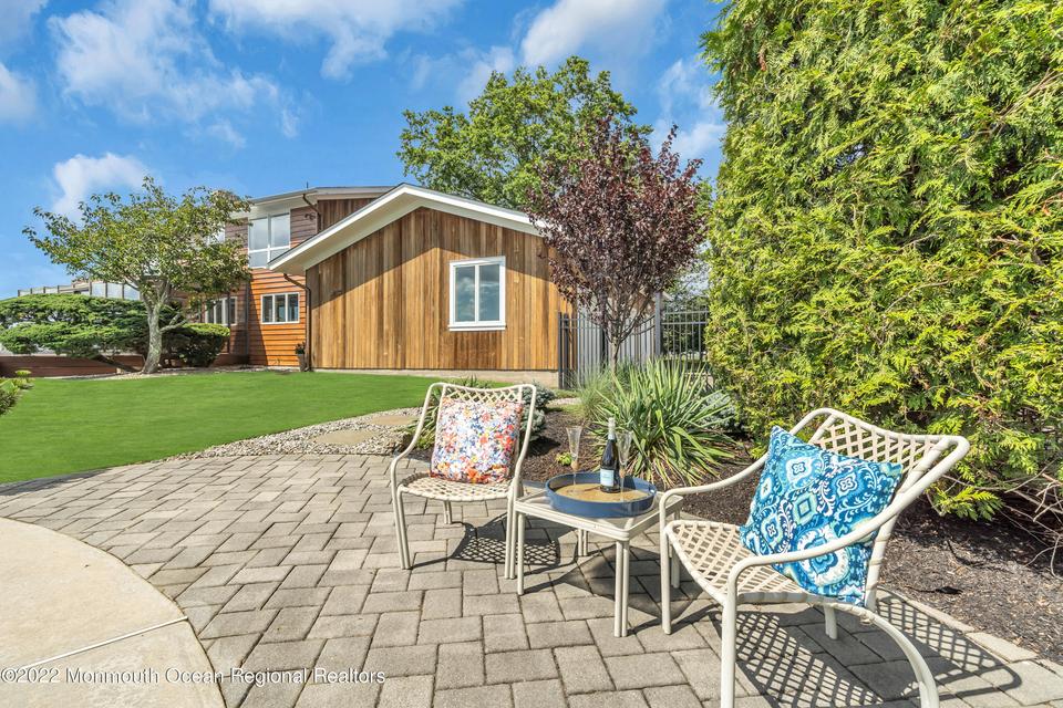  17 Harbor Dr, Rumson, NJ 07760 photo 77
