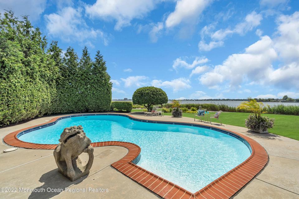 17 Harbor Dr, Rumson, NJ 07760 photo 18