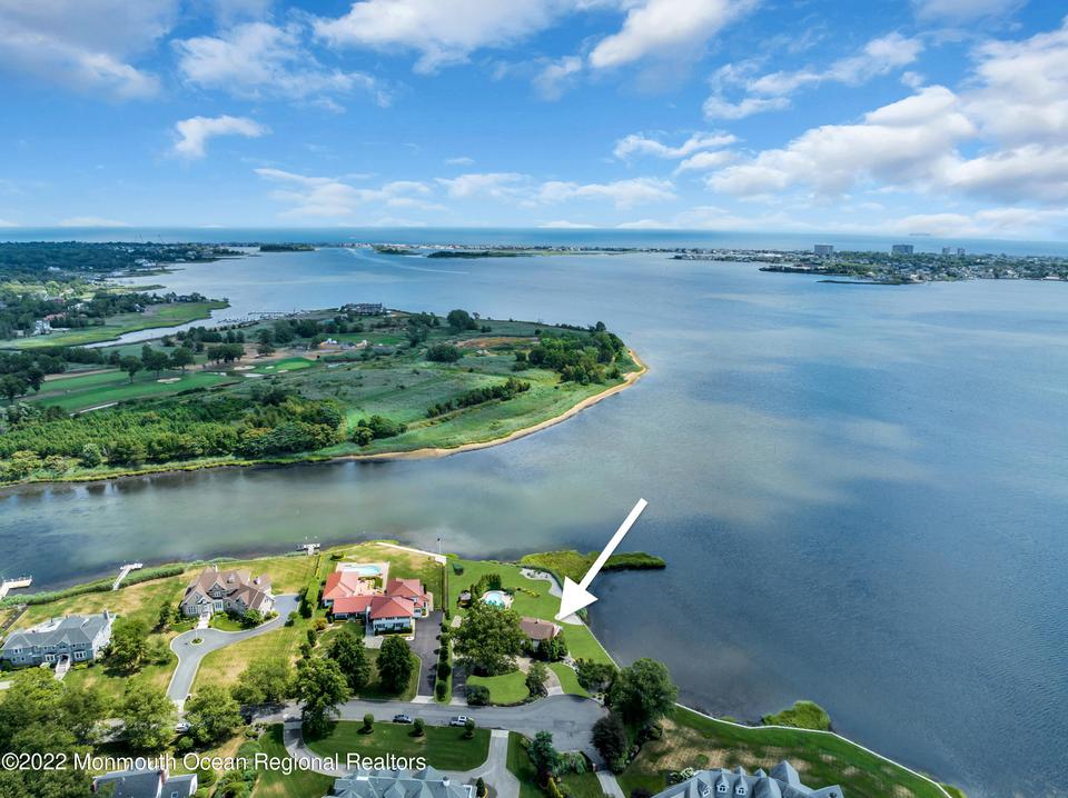  17 Harbor Dr, Rumson, NJ 07760 photo 6