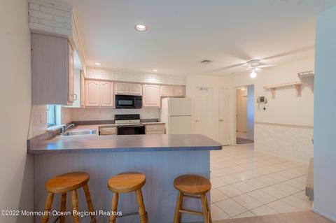 6 Rushmore Dr, Brick, NJ 08724 photo 15