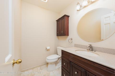 92 Stillwell Rd, Middletown, NJ 07748 photo 9