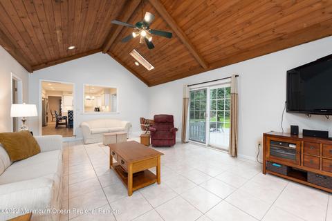 92 Stillwell Rd, Middletown, NJ 07748 photo 21