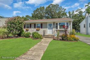 725 Eastern Ln, Brick, NJ 08724 photo 3
