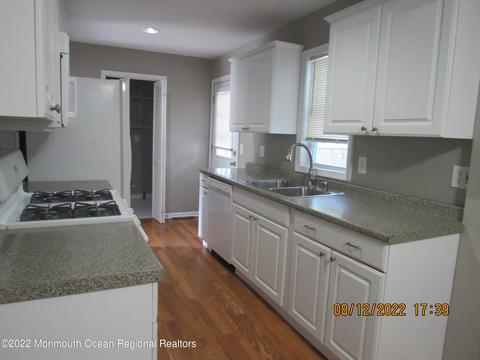 334 Lockheed Rd, Brick, NJ 08723 photo 4