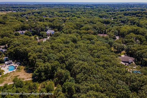 2112 Shadowbrook Dr, Wall, NJ 07719 photo 13