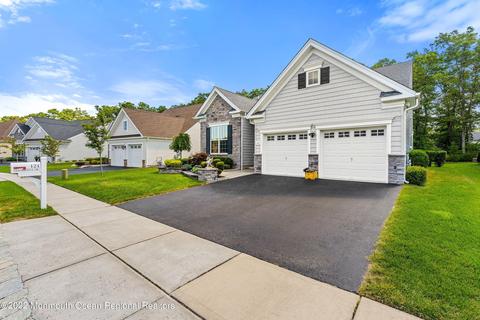 121 Arborridge Dr, Forked River, NJ 08731 photo 3