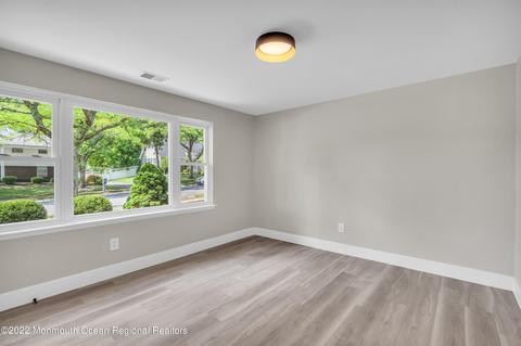 72 E Connecticut Concourse, Jackson, NJ 08527 photo 32