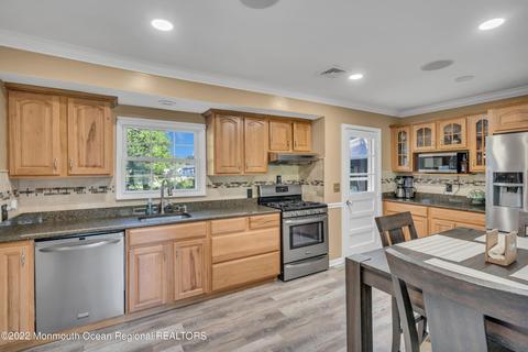 9 Hemlock Ct, Jackson, NJ 08527 photo 5