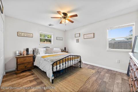 402 4th St, Waretown, NJ 08758 photo 24