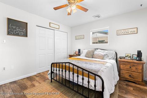 402 4th St, Waretown, NJ 08758 photo 25