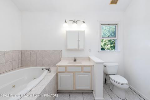 13 Marlin Ln, Waretown, NJ 08758 photo 29