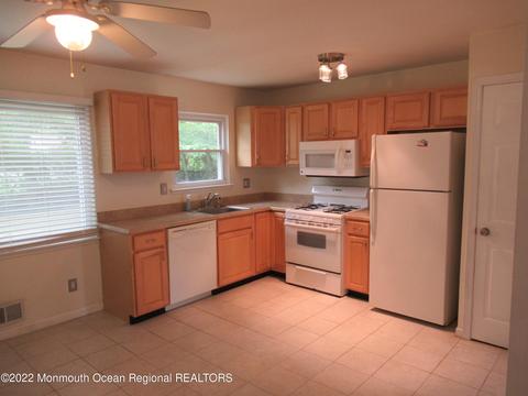 26 E Connecticut Concourse, Jackson, NJ 08527 photo 8