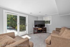 2 Eagle Hill Rd, Holmdel, NJ 07733 photo 5