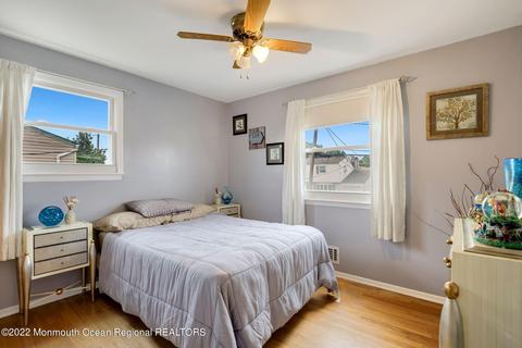 10 Bailey Pl, Sewaren, NJ 07077 photo 15