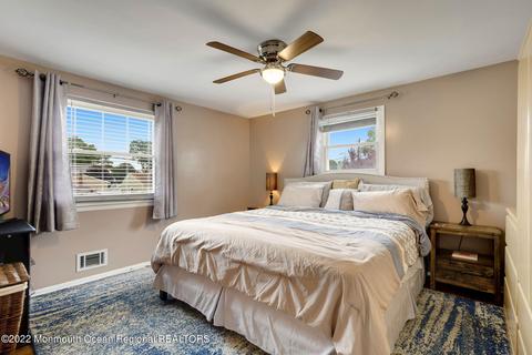 10 Bailey Pl, Sewaren, NJ 07077 photo 13