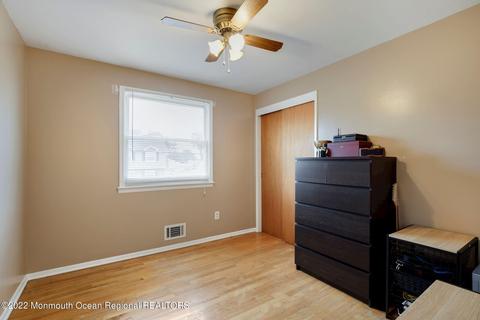 10 Bailey Pl, Sewaren, NJ 07077 photo 16