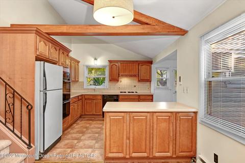3 Elyar Ter, Middletown, NJ 07748 photo 17