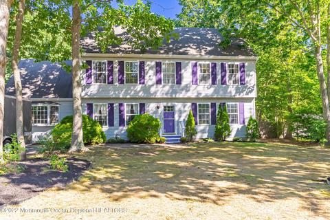9 Oak Leaf Dr, Waretown, NJ 08758 photo 2