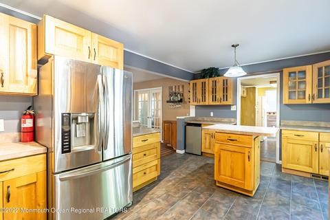 9 Oak Leaf Dr, Waretown, NJ 08758 photo 12
