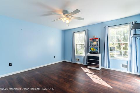 9 Oak Leaf Dr, Waretown, NJ 08758 photo 20