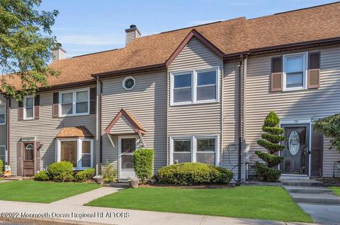 28 Forge Ct, Jackson, NJ 08527 photo 2