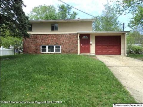 14 Citadel Ave, South Toms River, NJ 08757