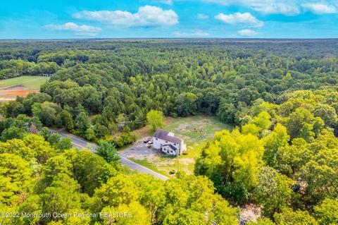 334 Georgia Rd, Freehold, NJ 07728
