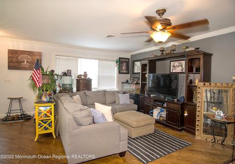 12 Primrose Ln # b, Jackson, NJ 08527 photo 2