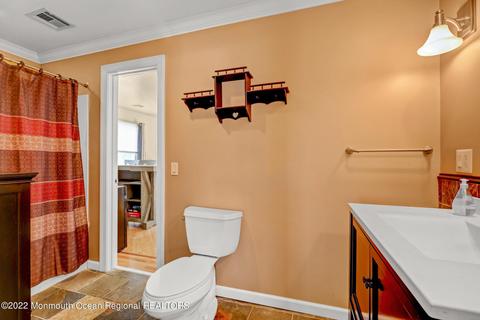 206 Walnut Dr, Brick, NJ 08724 photo 13