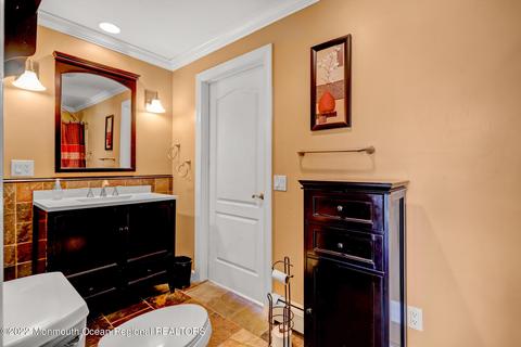 206 Walnut Dr, Brick, NJ 08724 photo 12