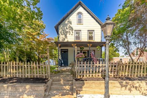 185 S Main St, West Creek, NJ 08092