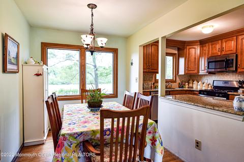 14 Bryant Dr, Jackson, NJ 08527 photo 9