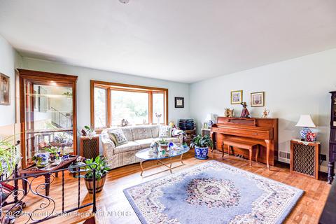 14 Bryant Dr, Jackson, NJ 08527 photo 2