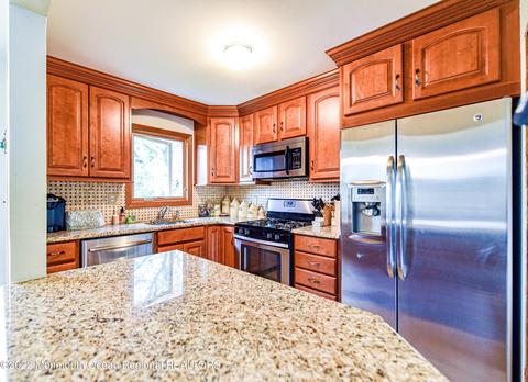 14 Bryant Dr, Jackson, NJ 08527 photo 5