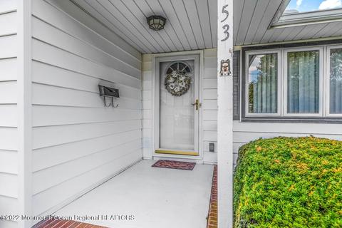 53 Crest Dr, Brick, NJ 08724 photo 3