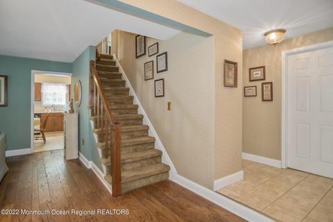 5 Feathertree Ct, Howell, NJ 07731 photo 8
